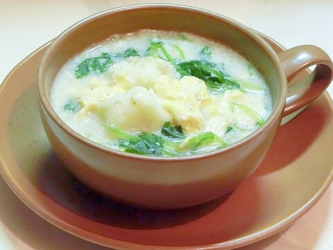 長芋の胡麻豆乳の美肌スープ